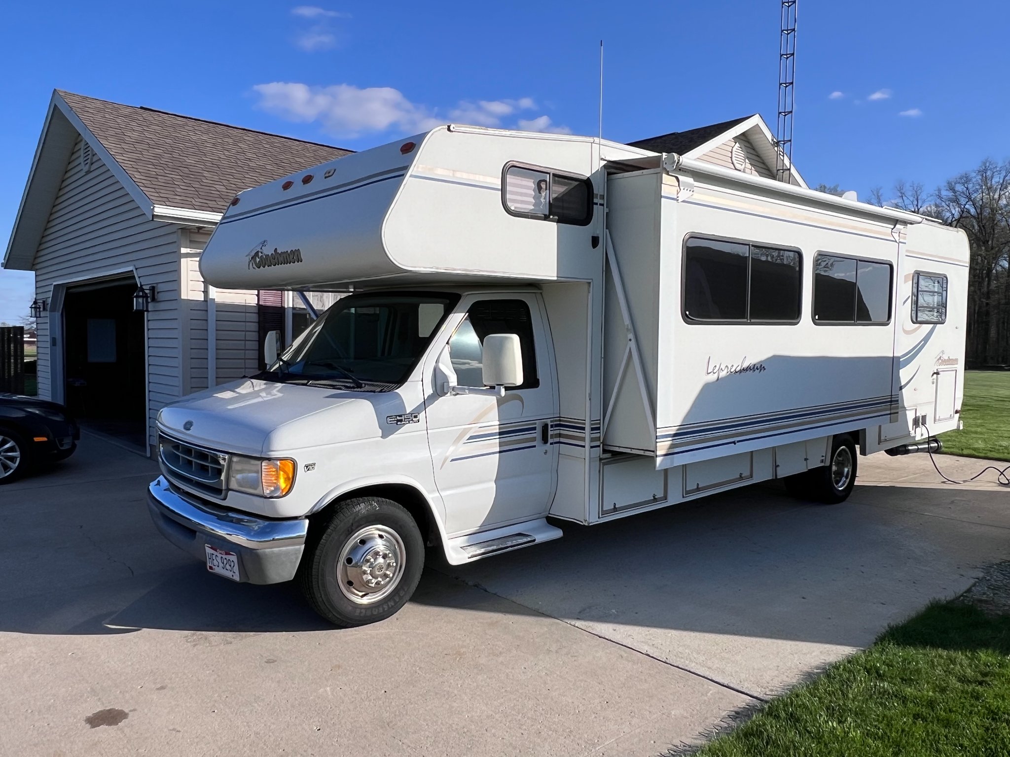 2001 Coachman Leprechaun Motorhome - RVs & Campers - Botkins, Ohio ...