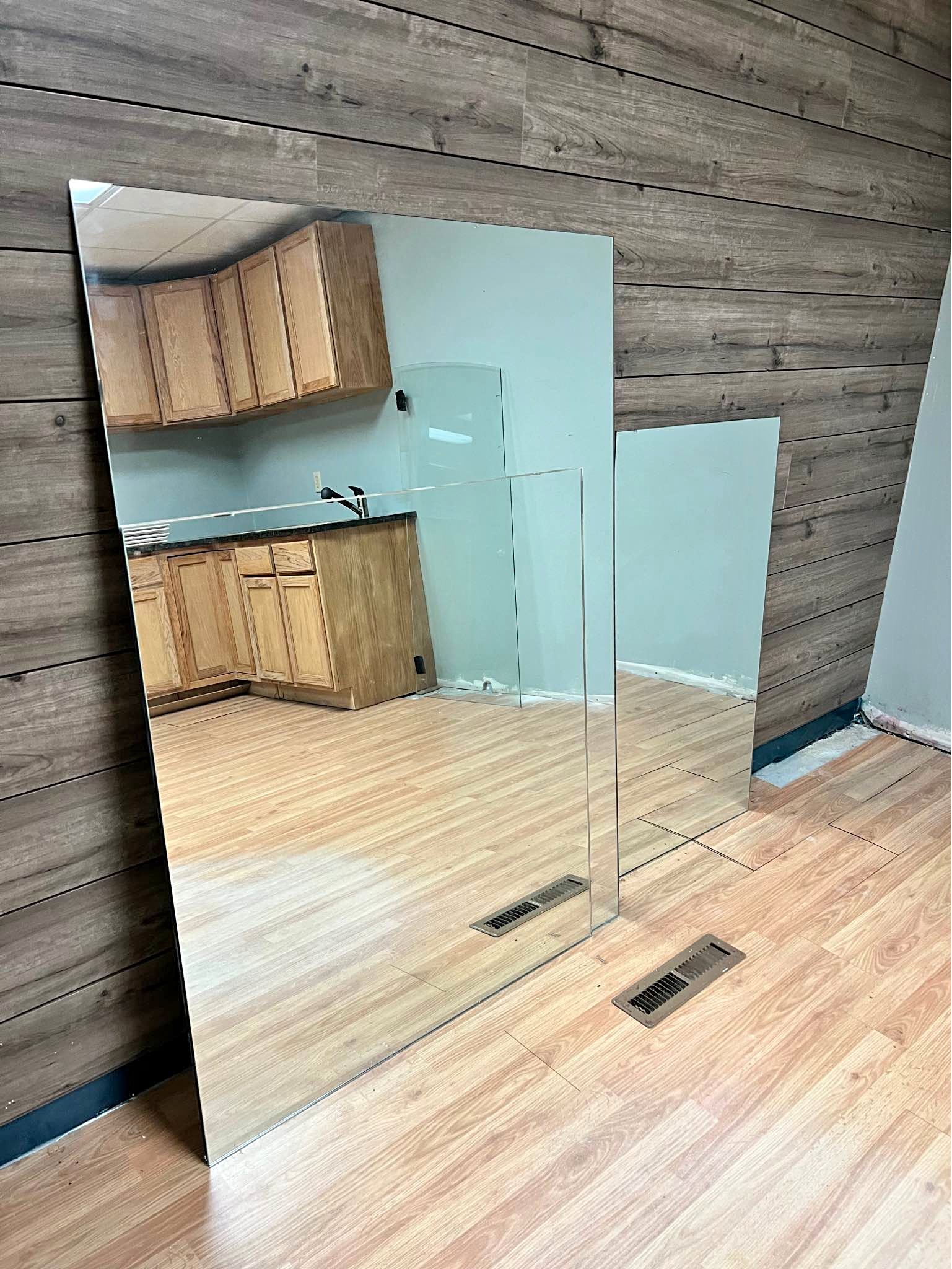 Glass And Mirror Blaine