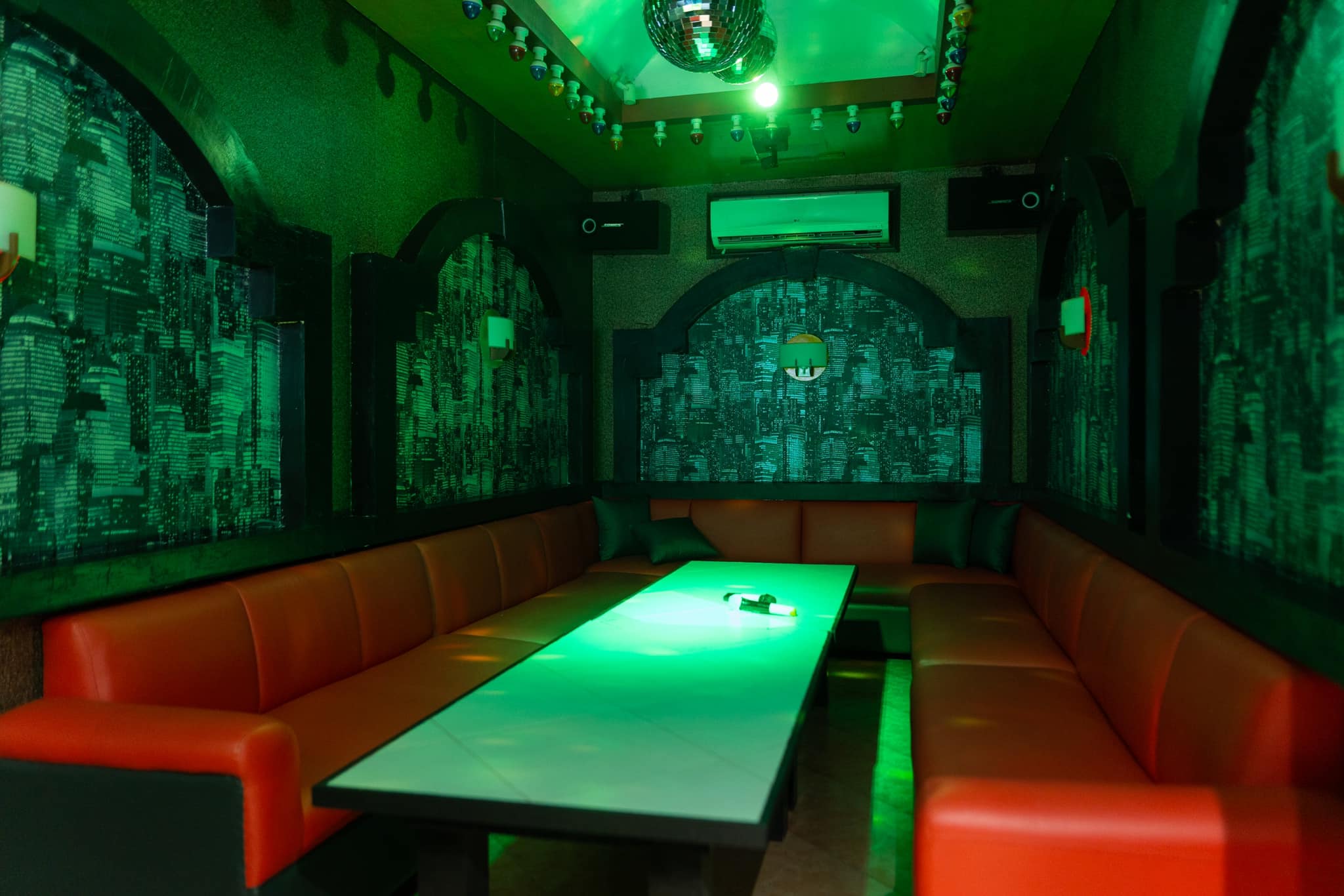 Happy Hump Day! 🥳🥳🥳 - INUM KTV & Restaurant
