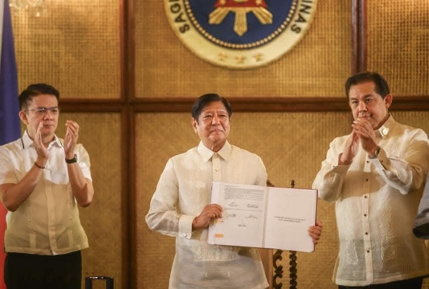 MMS ATBP - LOOK: President Ferdinand R. Marcos Jr. signs... | Facebook