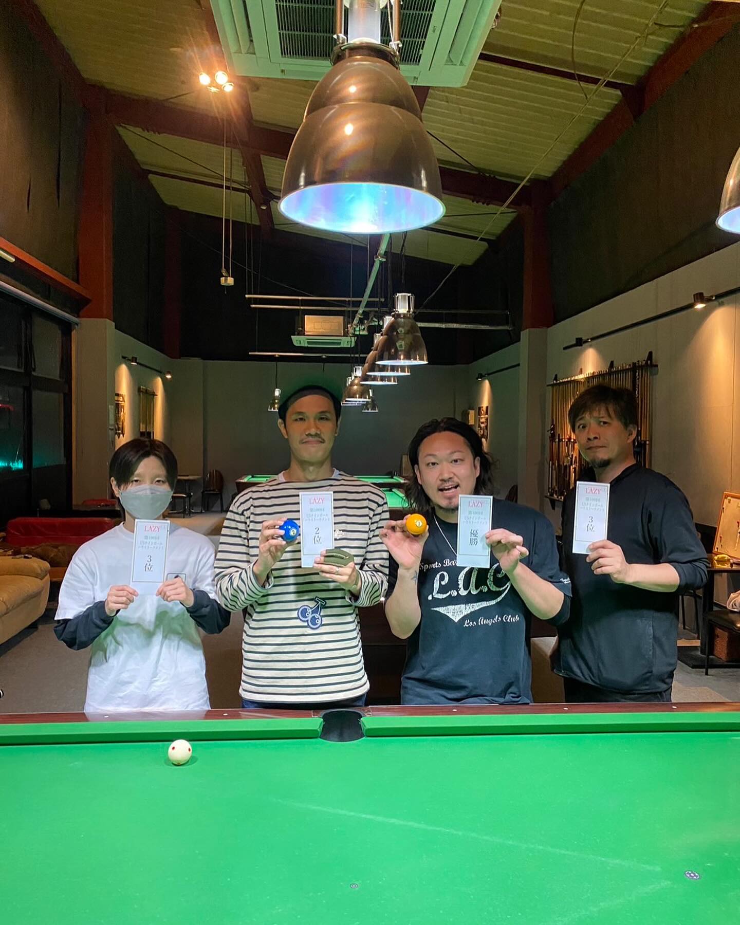 ロスクラ 2周年⁉︎」 . . 福知山で唯一！？ お酒やシーシャを楽しみ