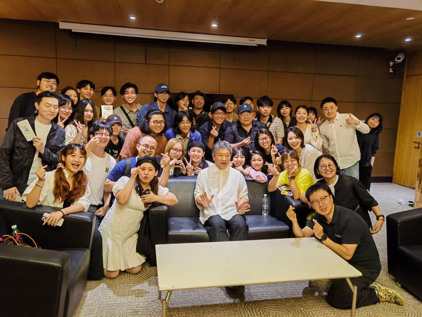 We愛。兩岸青年短片大賽 - #第8屆We愛交流營 #颱風吹不走創作者的熱情 感謝... | Facebook