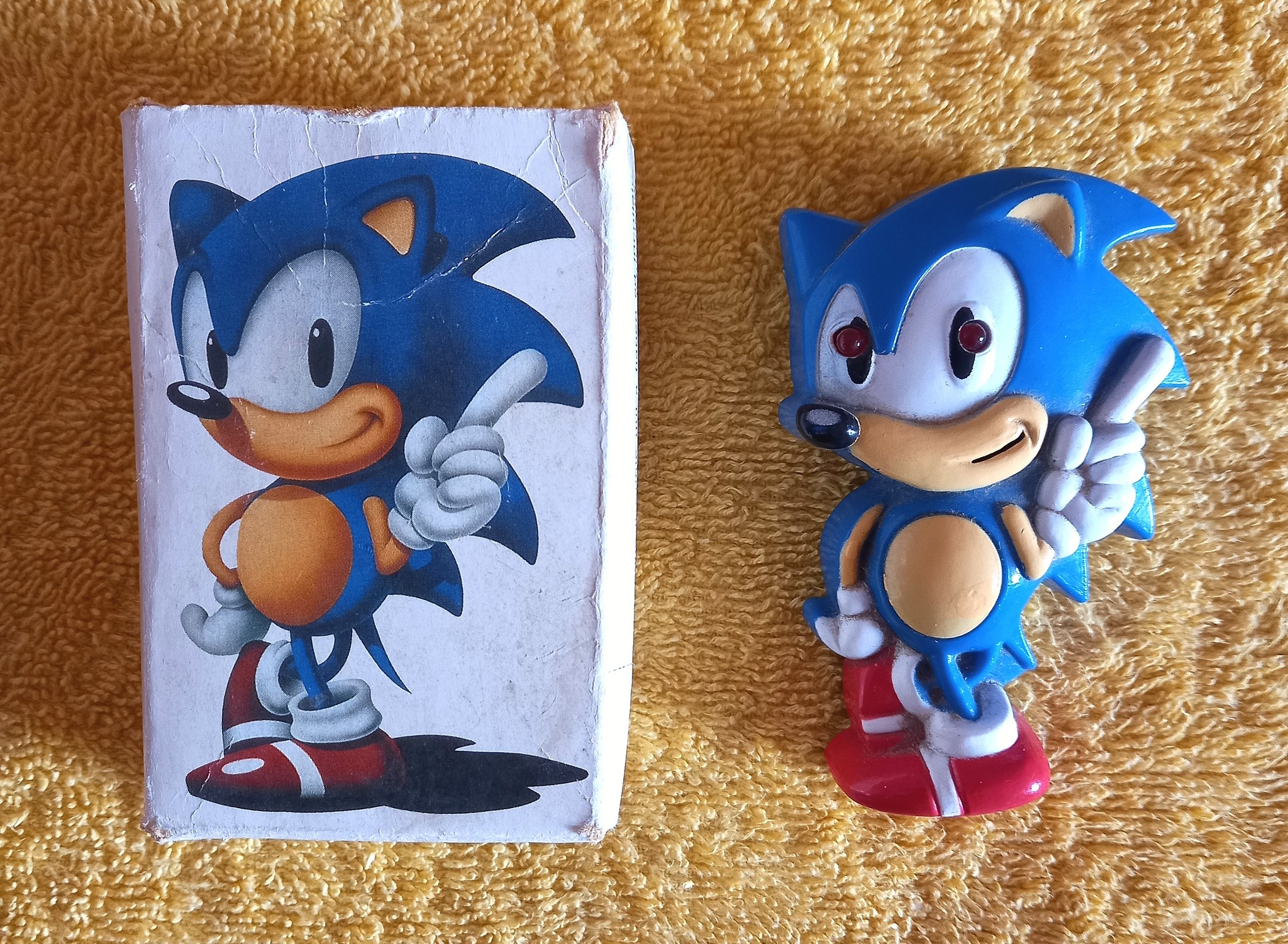Spilla Smaltata Sonic Il Riccio - Shadow Figura Da Frontiere Avventure Generazioni
