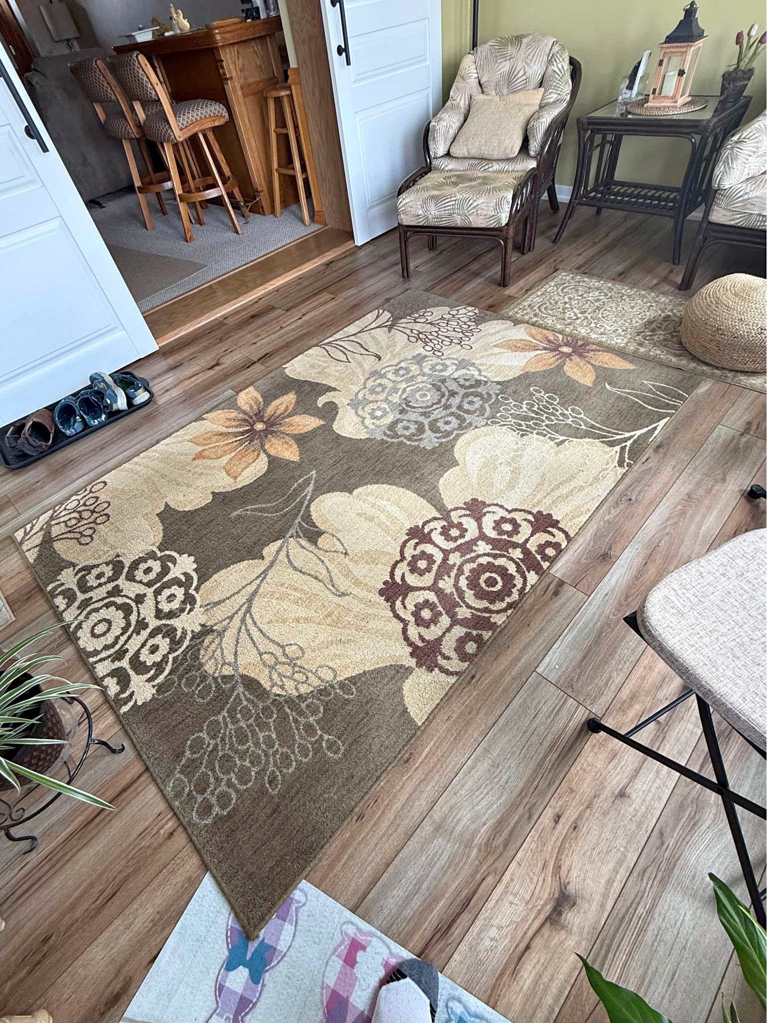 Area Rug - Area Rugs - Greensburg, Pennsylvania | Facebook Marketplace ...