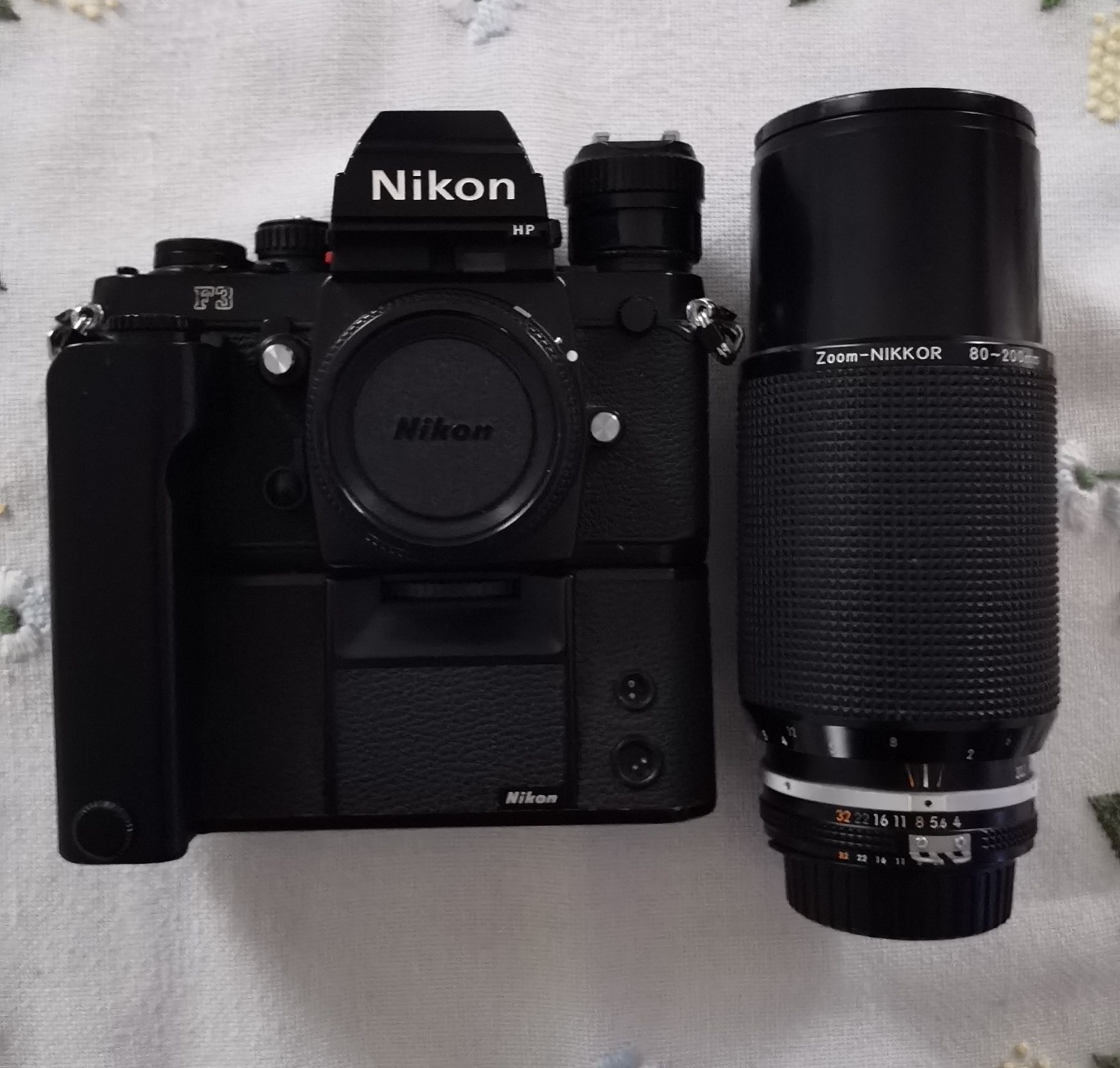 1983 Nikon F3 AF camera outfit