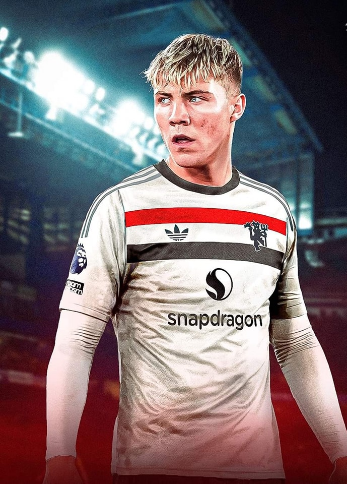 Rasmus Hojlund to wear number 9 jersey for Manchester United