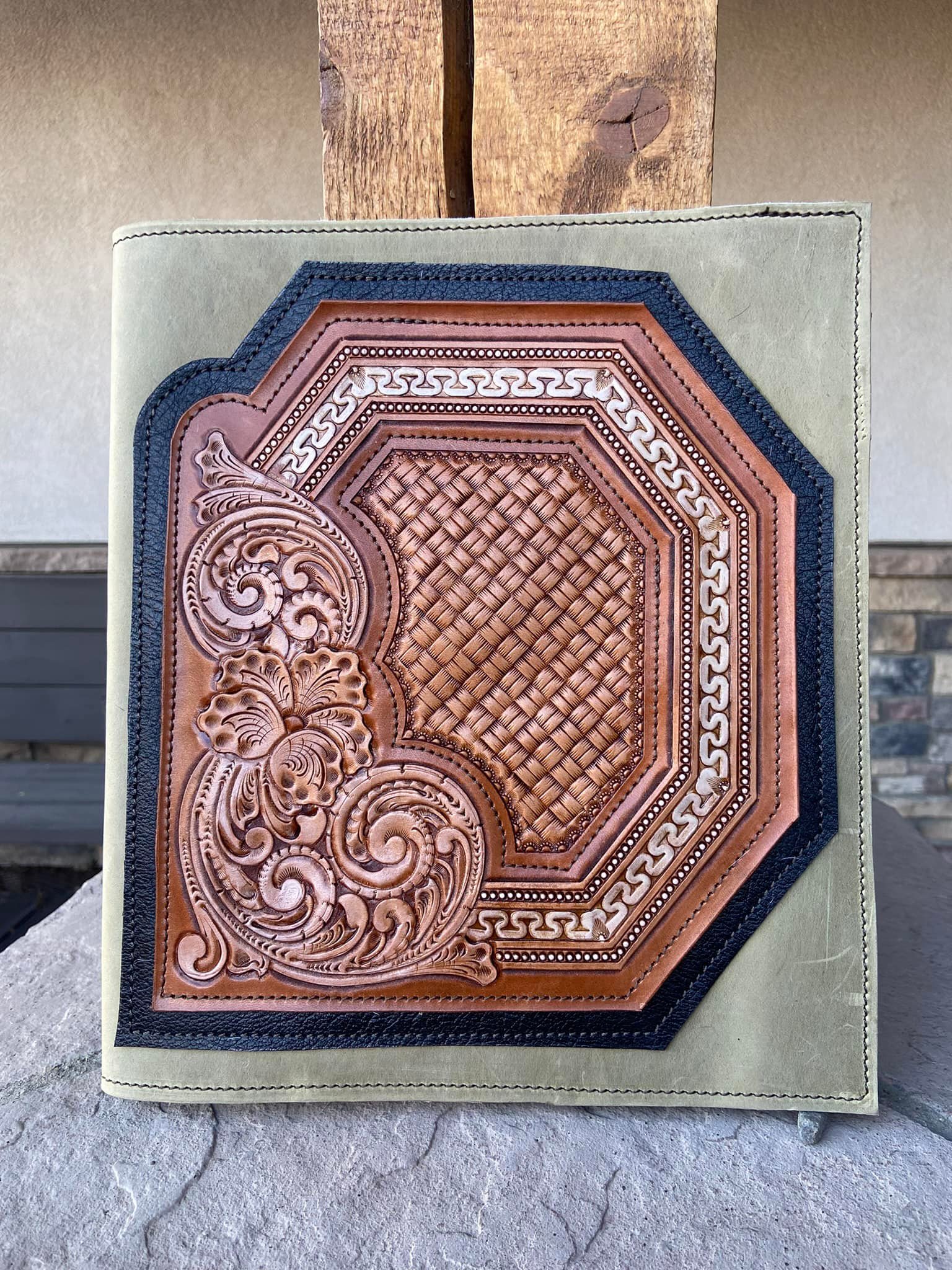 AUCTION Hand tooled, hermann oak, leather journa/planner keeper 