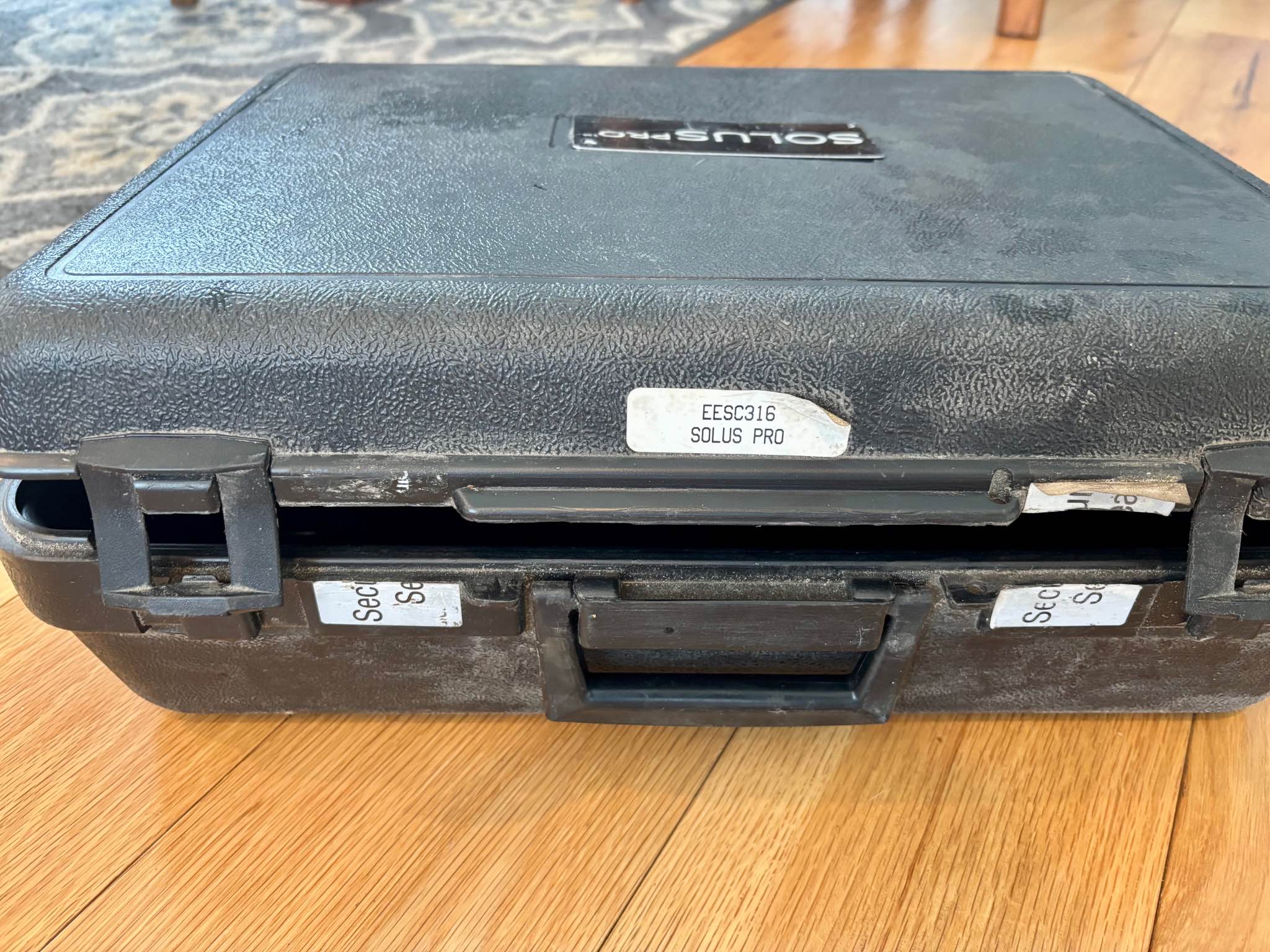Snap-on Solus Pro EESC316 Diagnostic Scanner with Case & Manuals ...