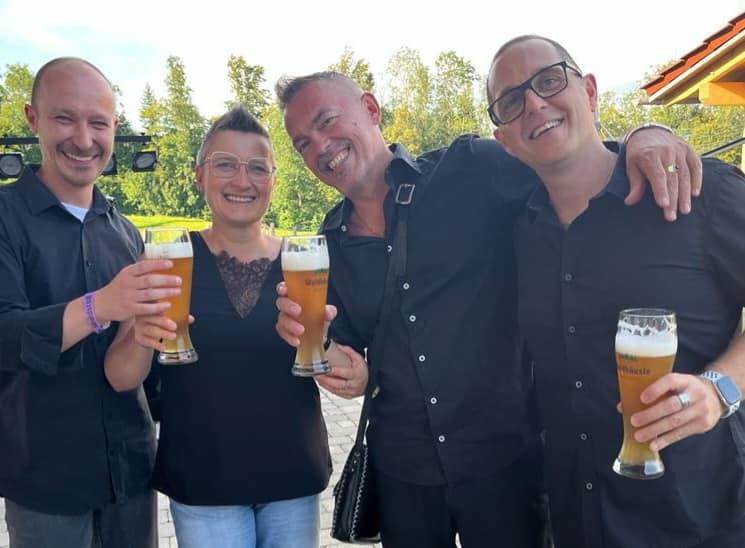 Birgit & Friends - coverband