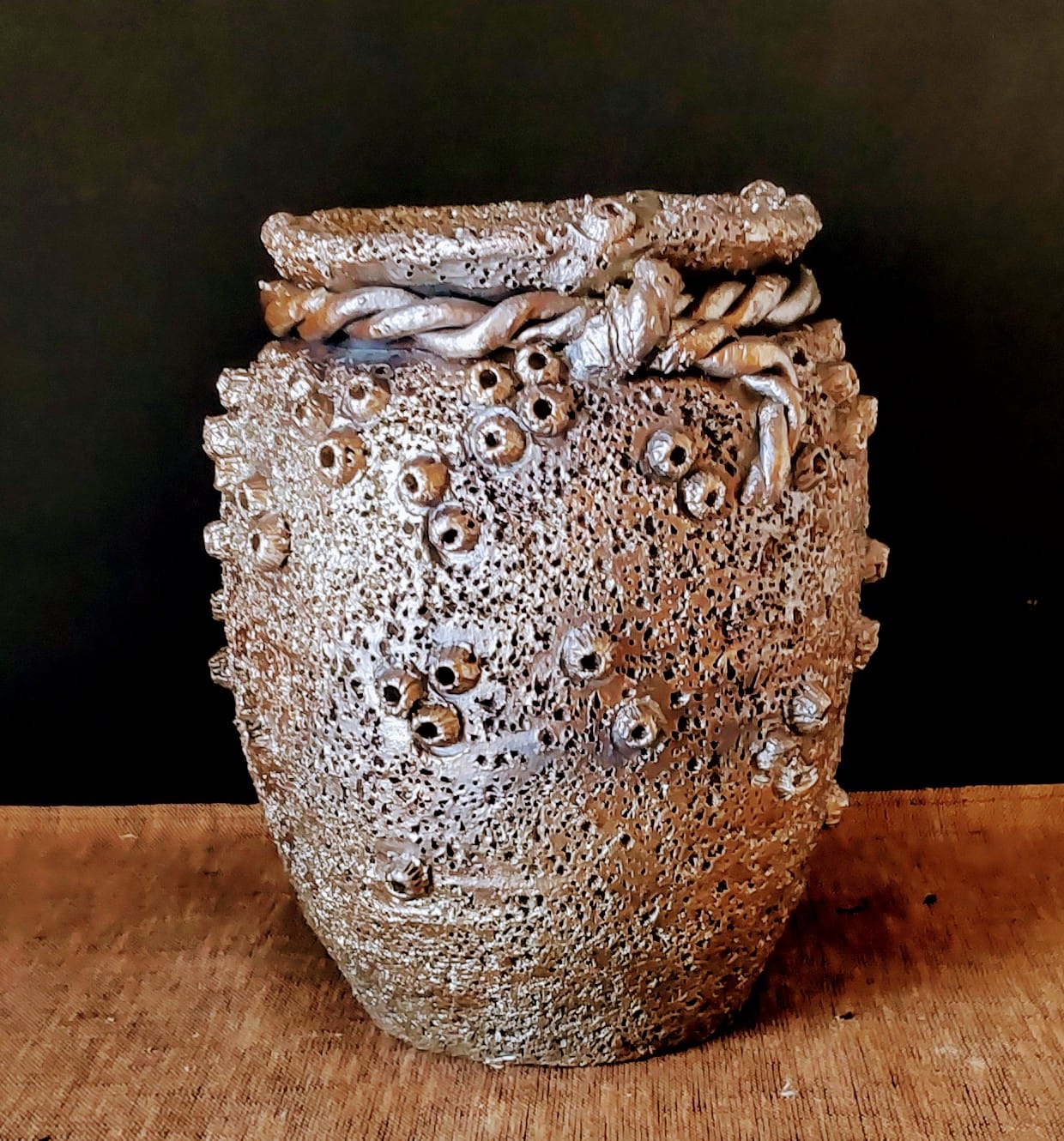 陶芸体験 ギャラリー煙 - 蛸壺の置物、花器としても使えます | Facebook
