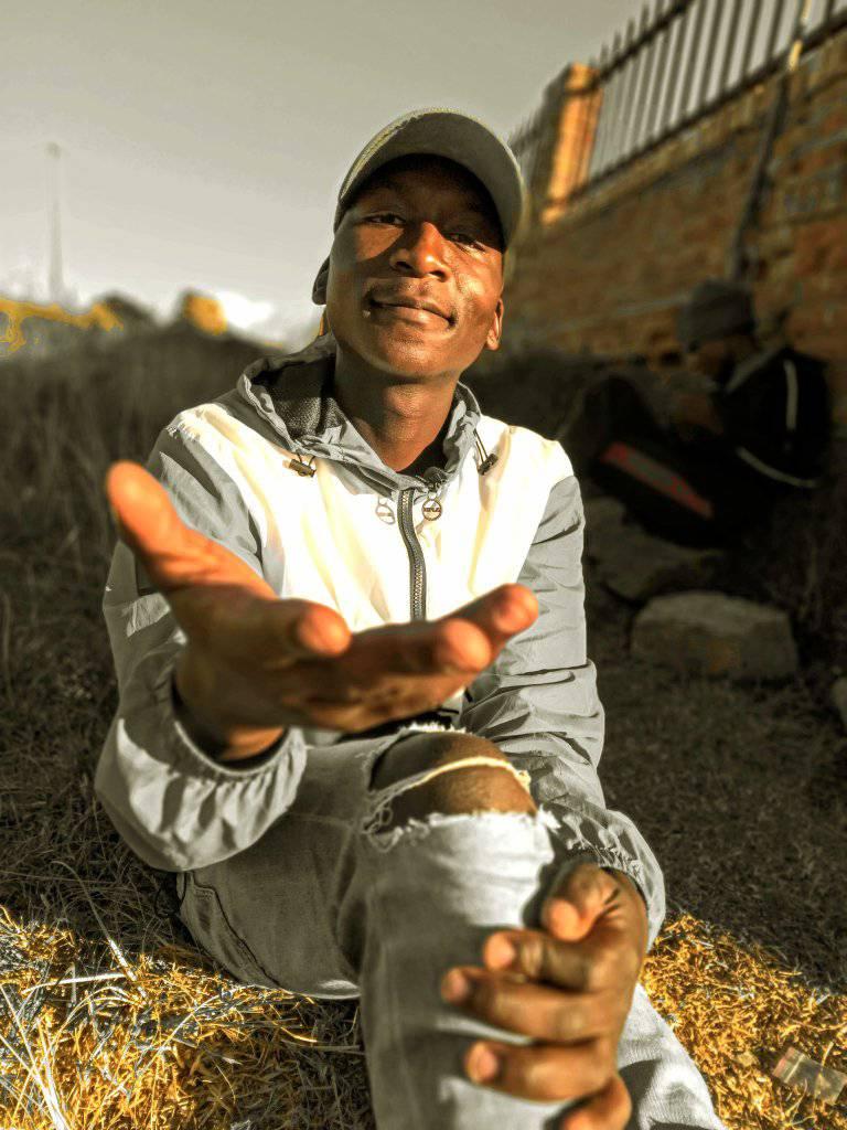 Thapelow Secedow Makume