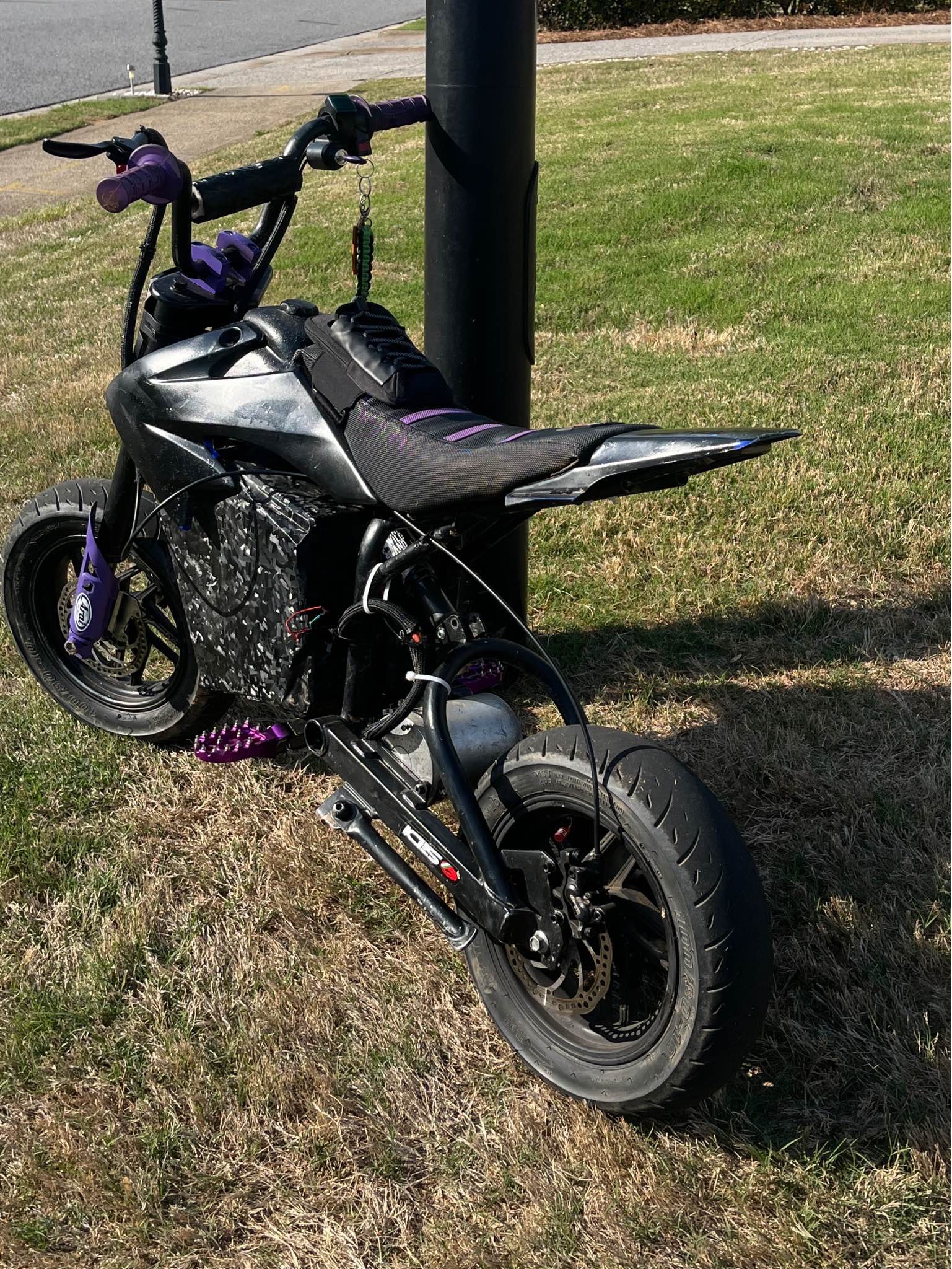 72 volt modded razor - Statues & Lawn Ornaments - Sugar Hill, Georgia ...