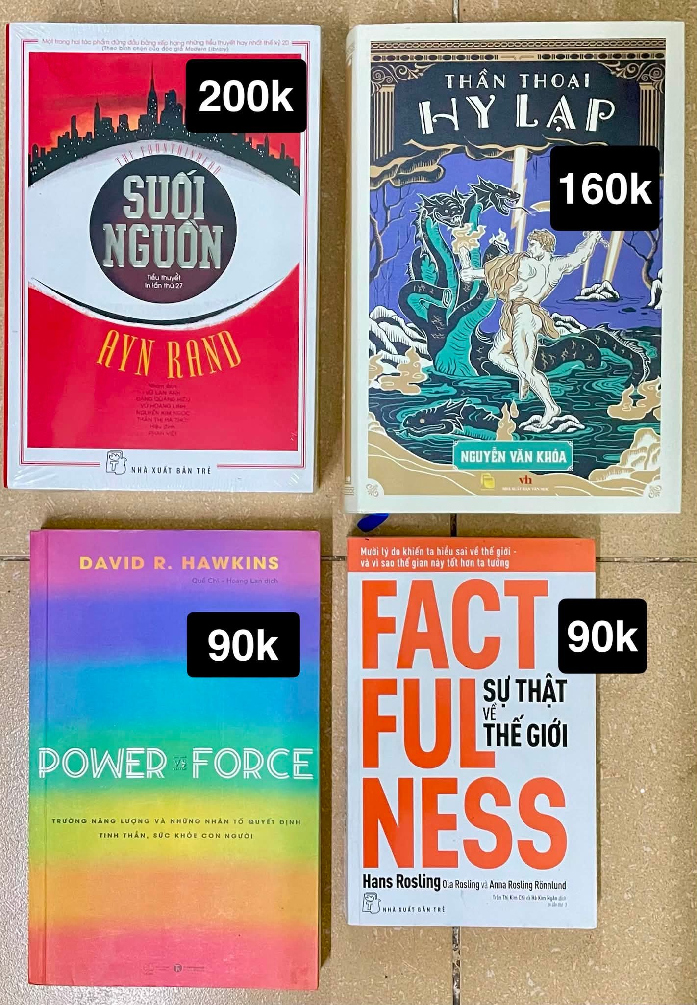 Chuyển nhà pass sách Chuyển nhà pass sách Mình pass nhanh chồng này dọn phòng. Sách