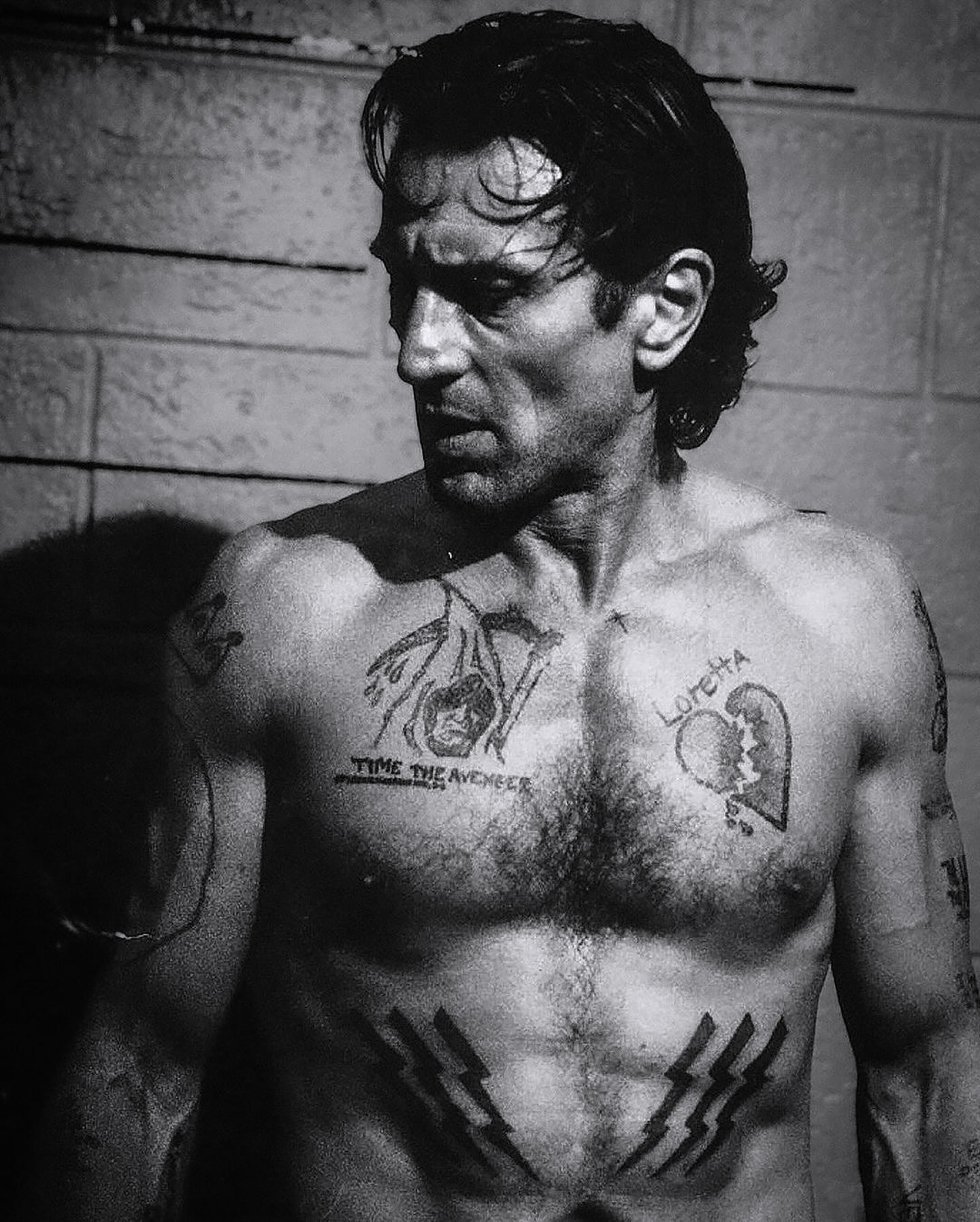 【名作】CAPE FEAR MAX CADY マックスケイディ　タトゥー　ロンT These tats are awesome! @filmatic Robert De Niro as Max Cady in