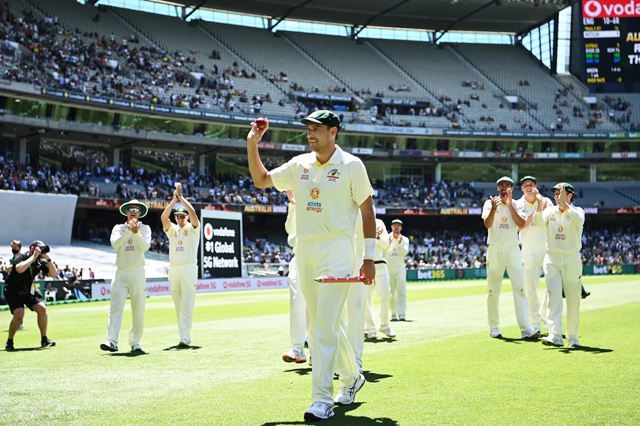Aussie - Happy Birthday to Scott Boland, the seamer today turns 35 ...