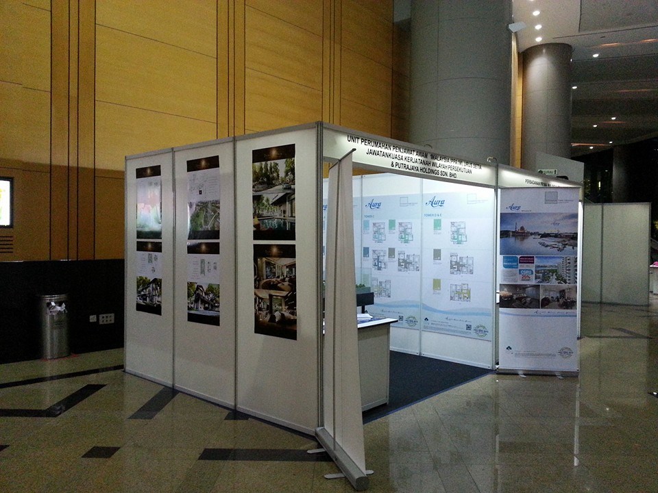 CSRU - [ Hebahan ] Kunjungi booth CSRU untuk dapatkan...