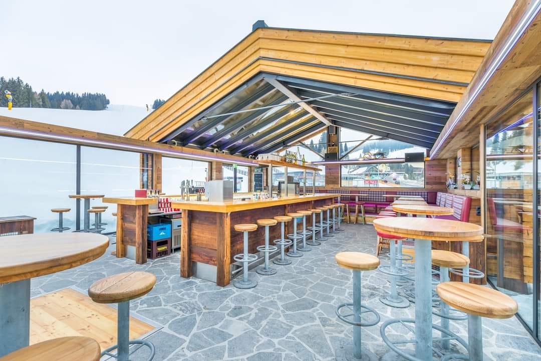 Oben Ohne Bar - der Après Ski Treff am Lachtal | Lachtal