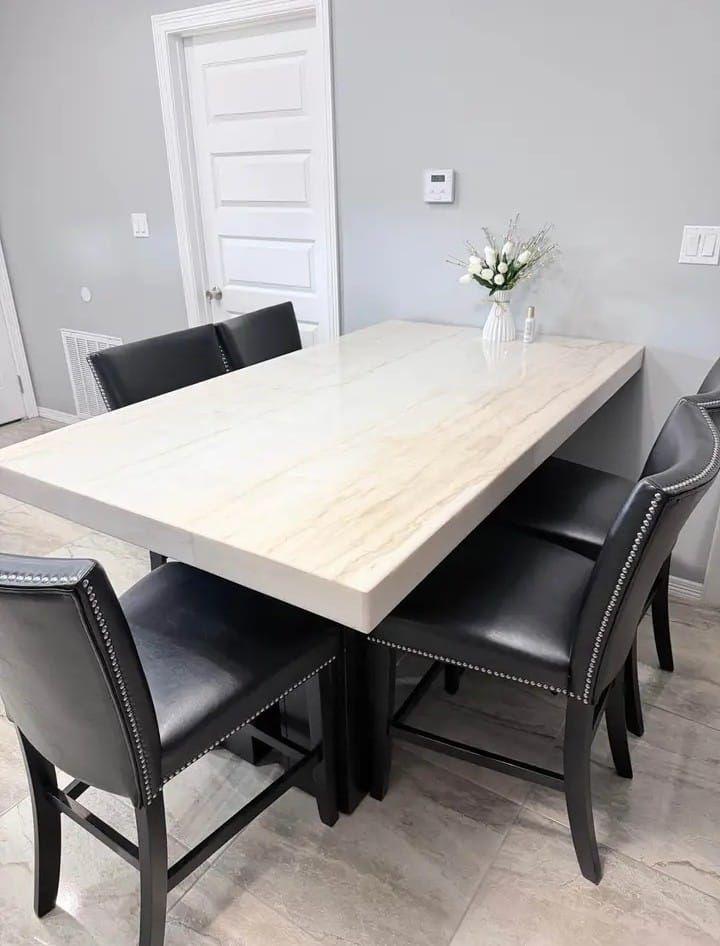 Table+and+chairs+ - Dining Furniture Sets - Pittsburgh, Pennsylvania ...