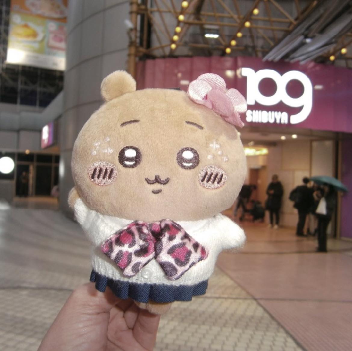 9090 × chiikawa collaboration