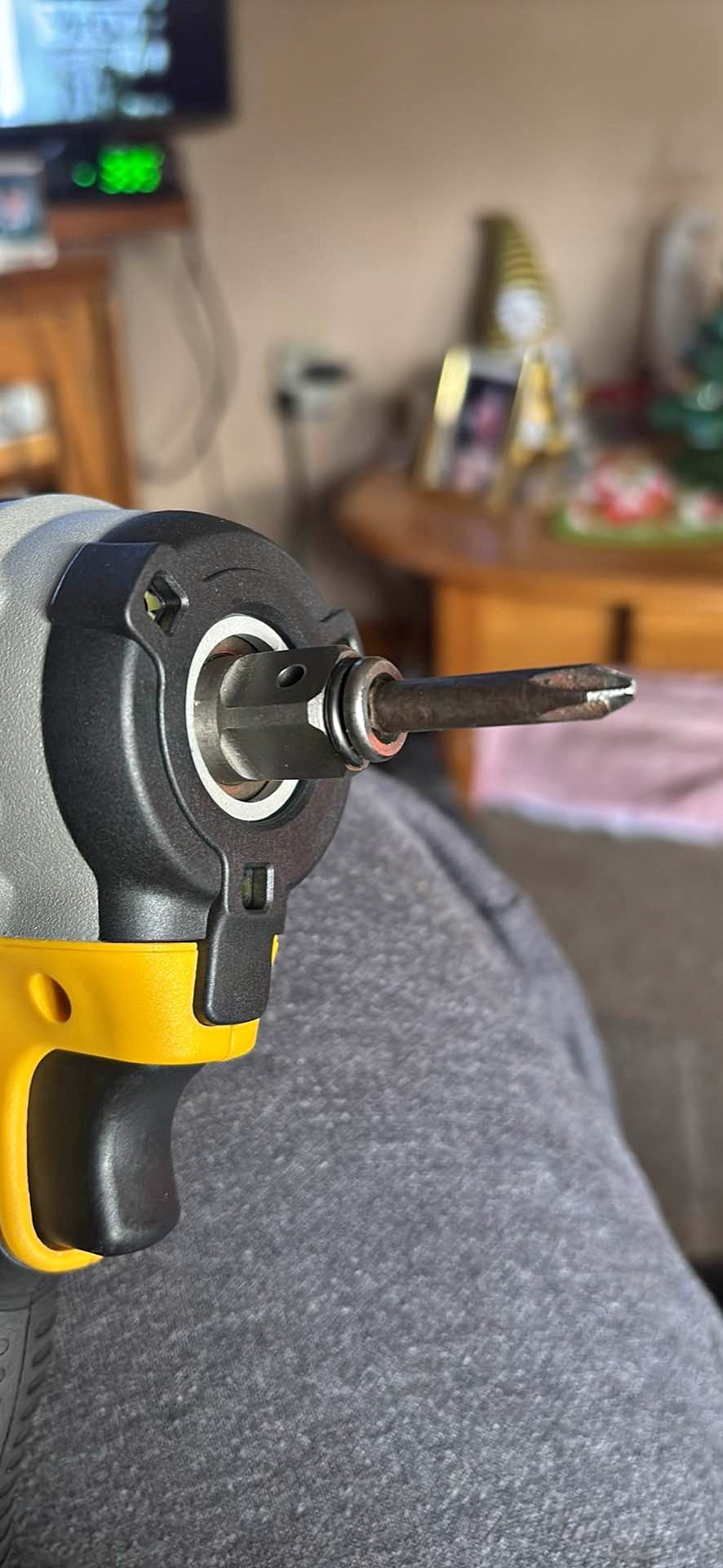 Dewalt 922 impact wrench half inch drive - Impact Drivers & Wrenches ...