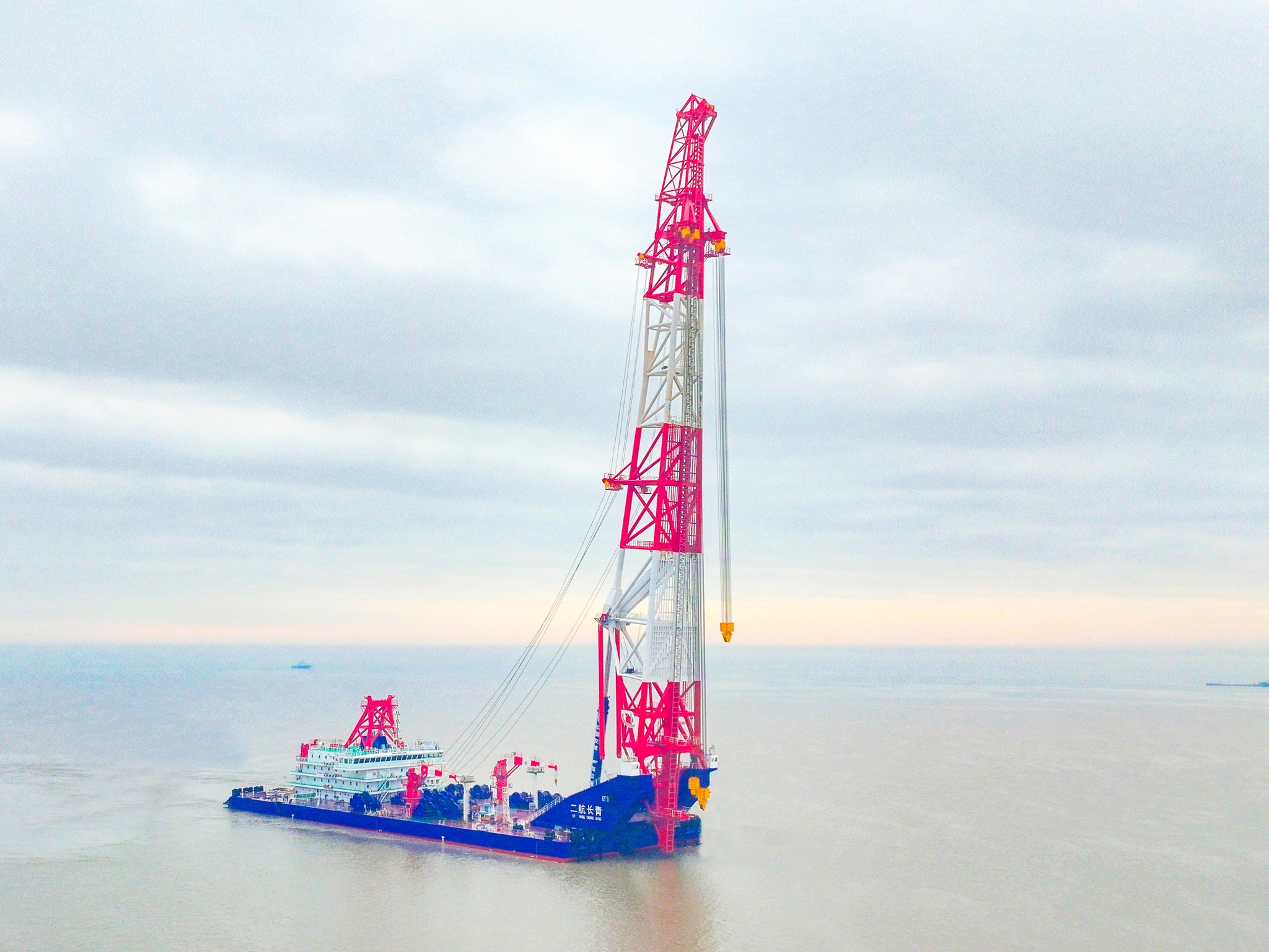 The China-developed world's largest pile-driving vessel joined the