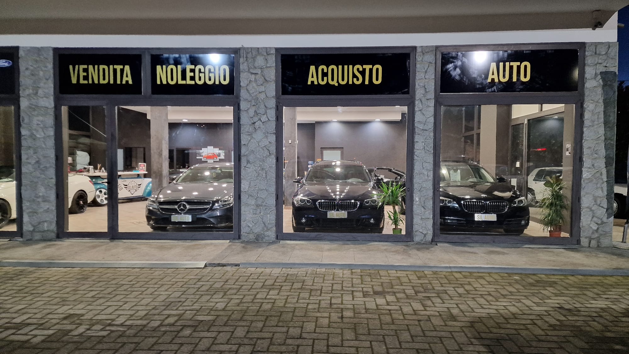 SIL Auto | Bra