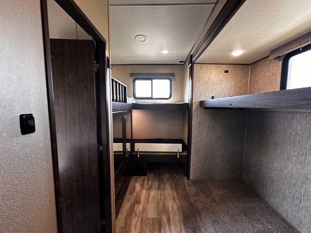 2019 Grand Design Solitude S-Class 3740BH - RVs & Campers - Holton ...