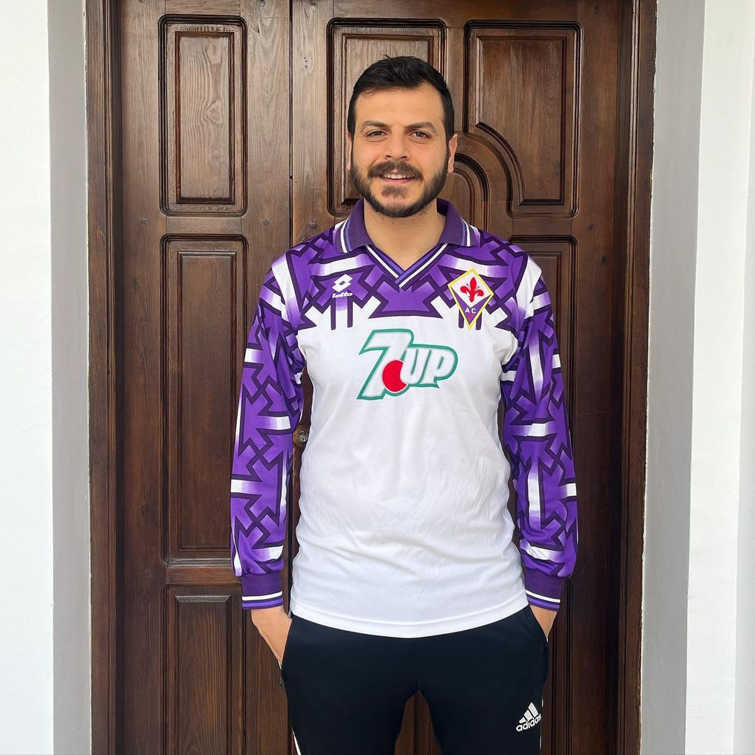 Fiorentina '92-93 away⁠ by Lotto via classicfootball.tn