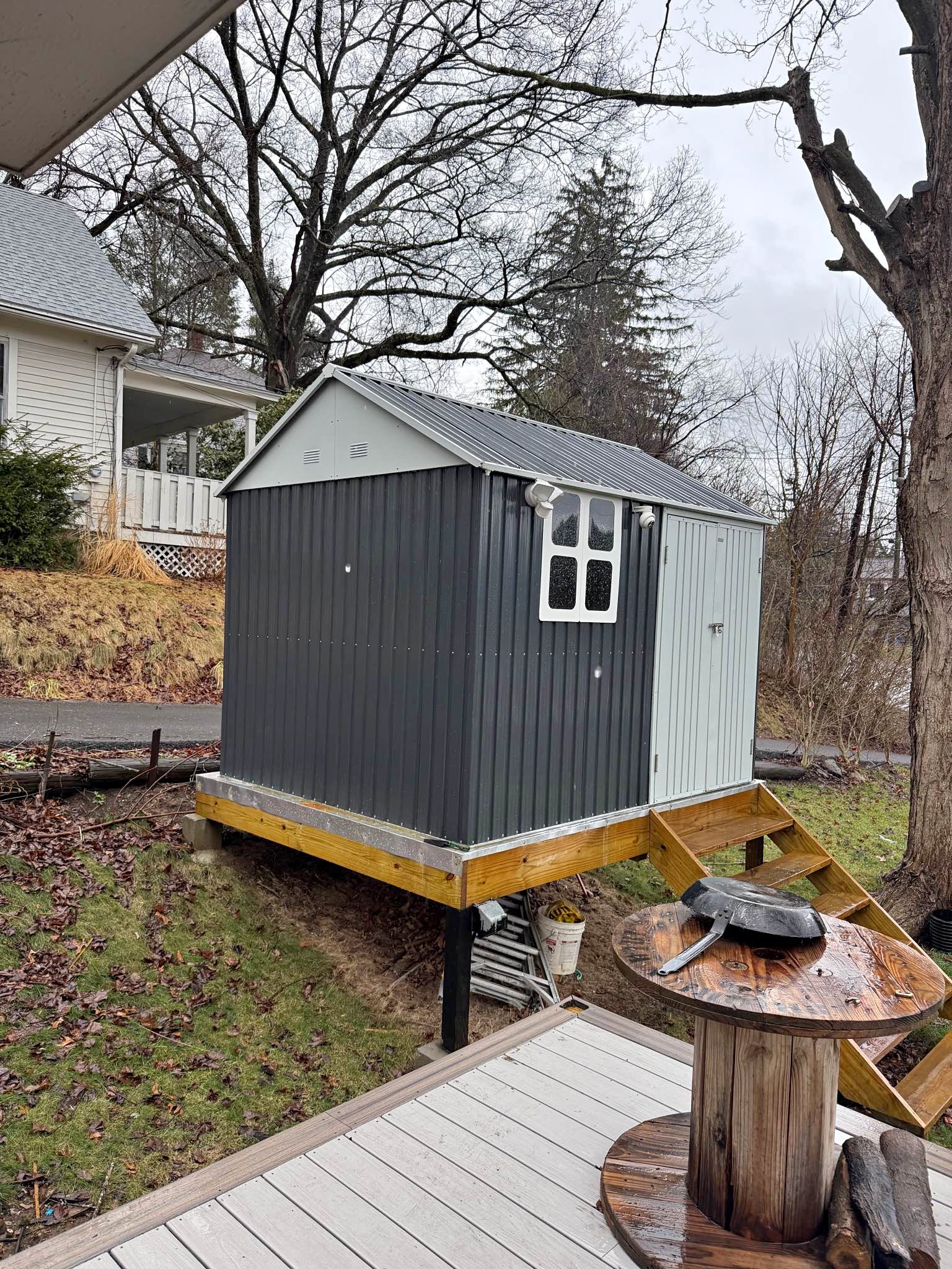 Metal shed 9.5’x7.5’ - Storage Sheds - New Milford, Connecticut