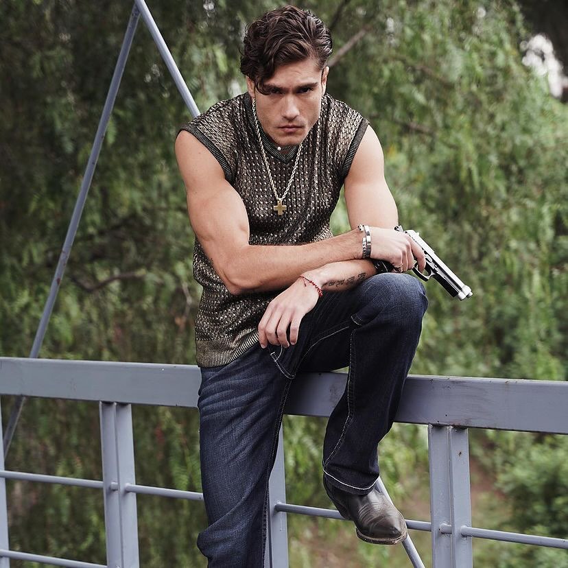 Chicos 90210 - El actor “Jason Romo” forma parte de la...