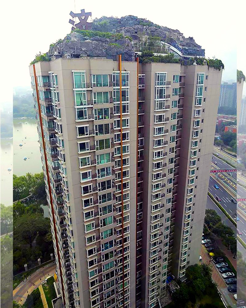 Architecture - The Rooftop “Mountain Villa,” Beijing 🏙️⛰️ In 2013, a ...