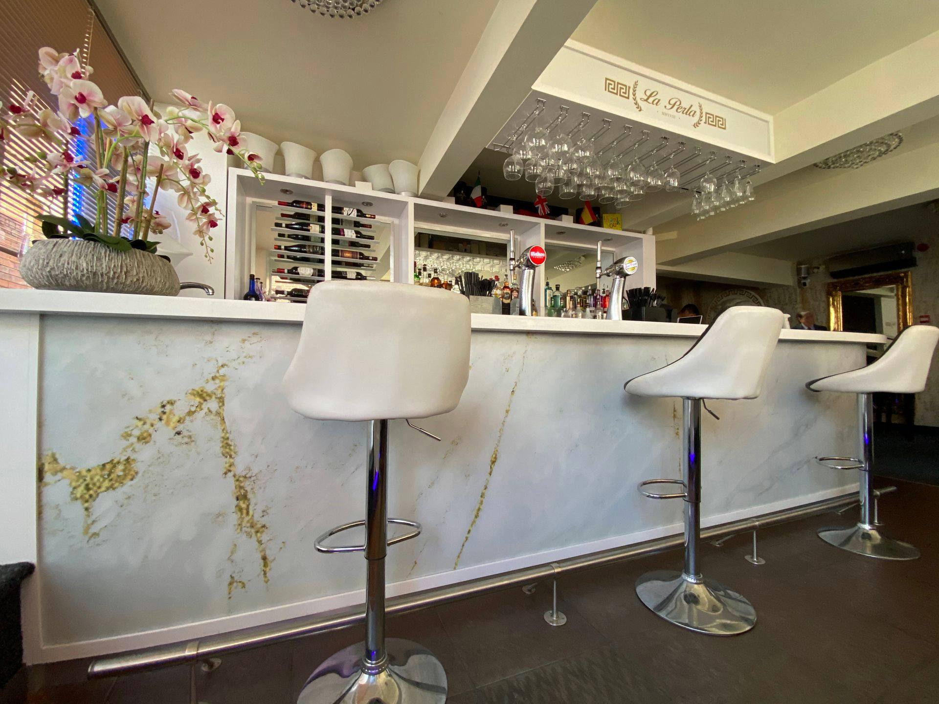 💎 Translucent Marble Effect Bar Wrap... - Sign Right Creative