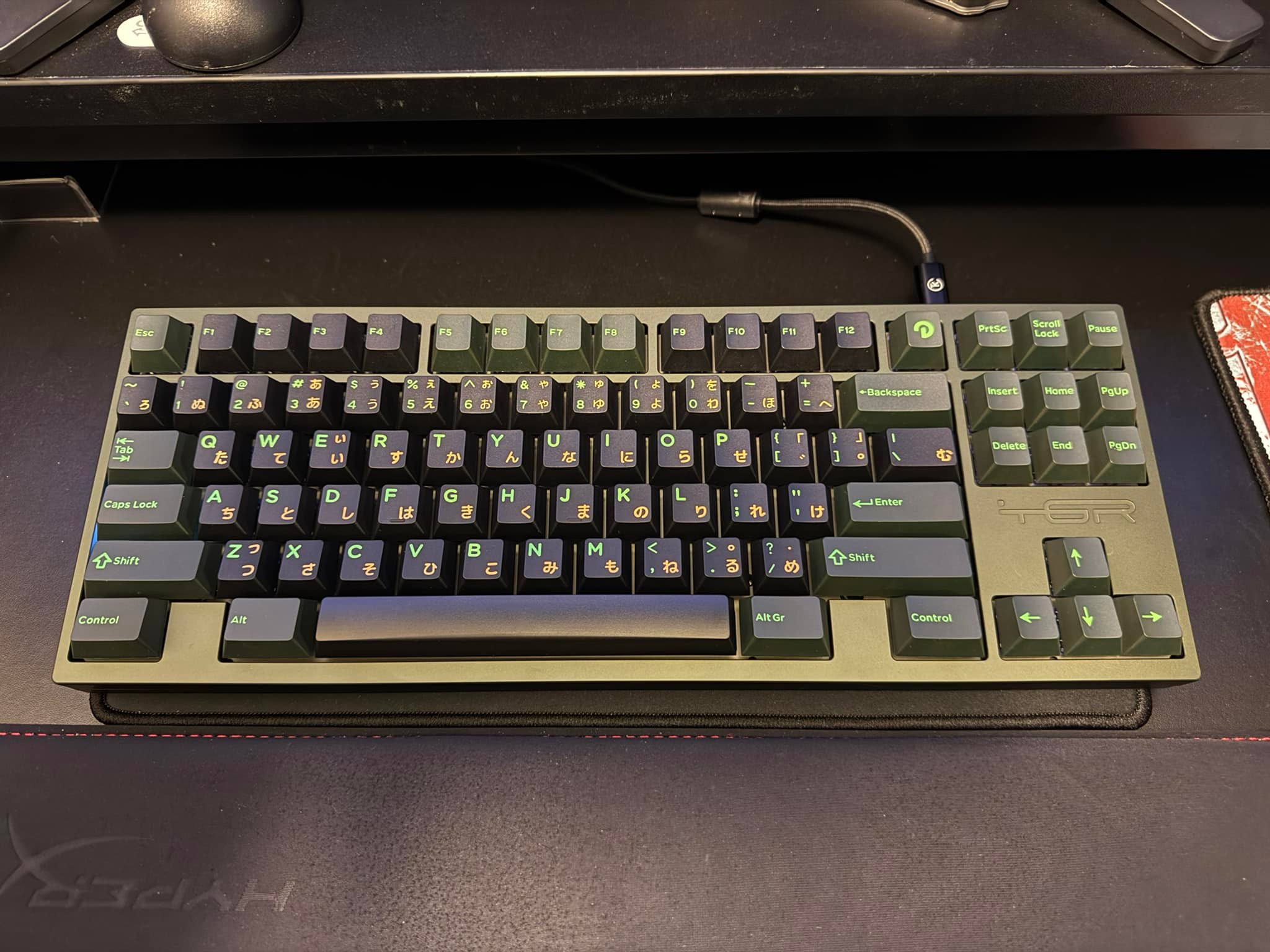 SM x TGR Shi Green Keycaps: Domikey Semiconductor Plate: Aluminum 