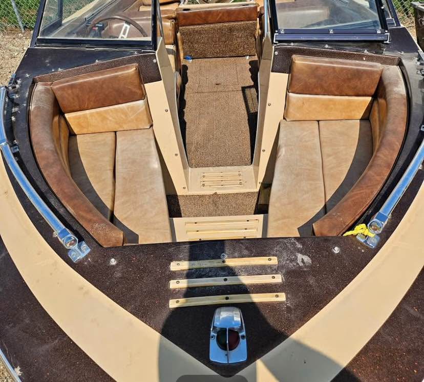20’ Arrow Glass 170 HP 4 Cyl- 470 Inboard 9 Passenger Boat - Boats ...