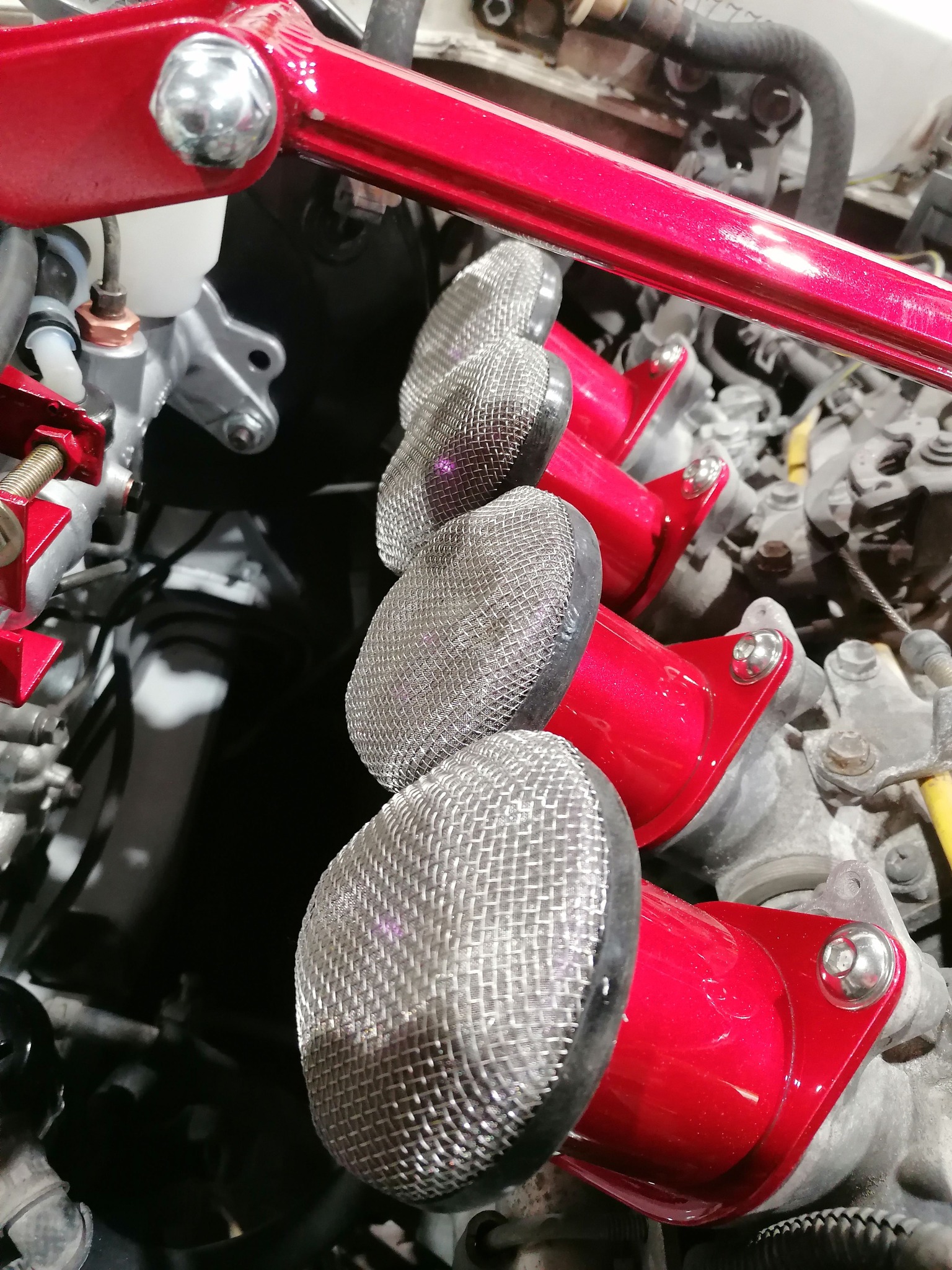 Hi this is my 20v black top toyota ae86 fresh build Looking