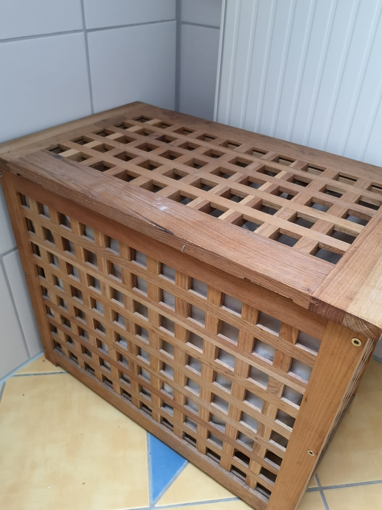 Ikea Truhe mit ordentlich Stauraum, 5€ in Byfang