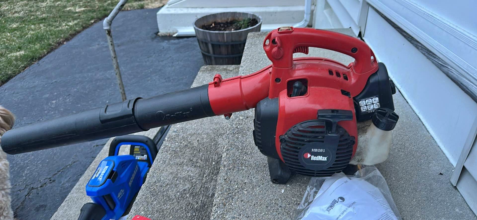 Red Maxx leaf blower. - Leaf Blowers & Vacuums - Clinton, Massachusetts ...