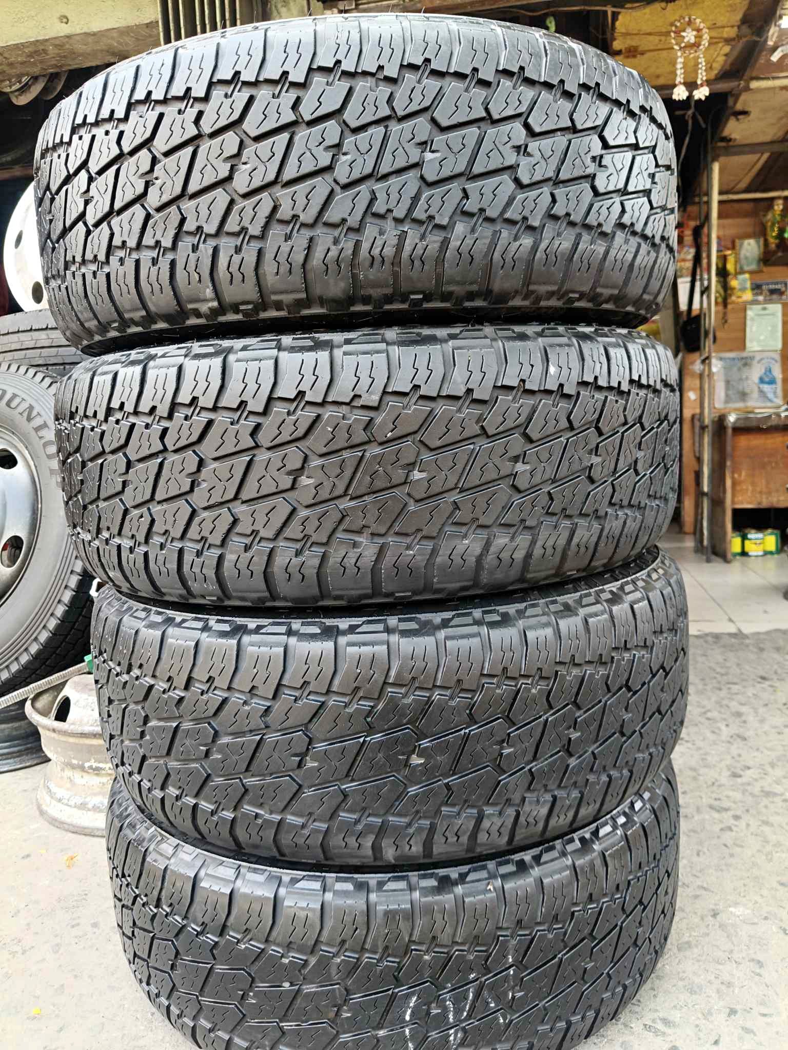 4 pcs 265 65 r17 nitto terra grappler g2 - Car Wheels, Tires & Parts ...