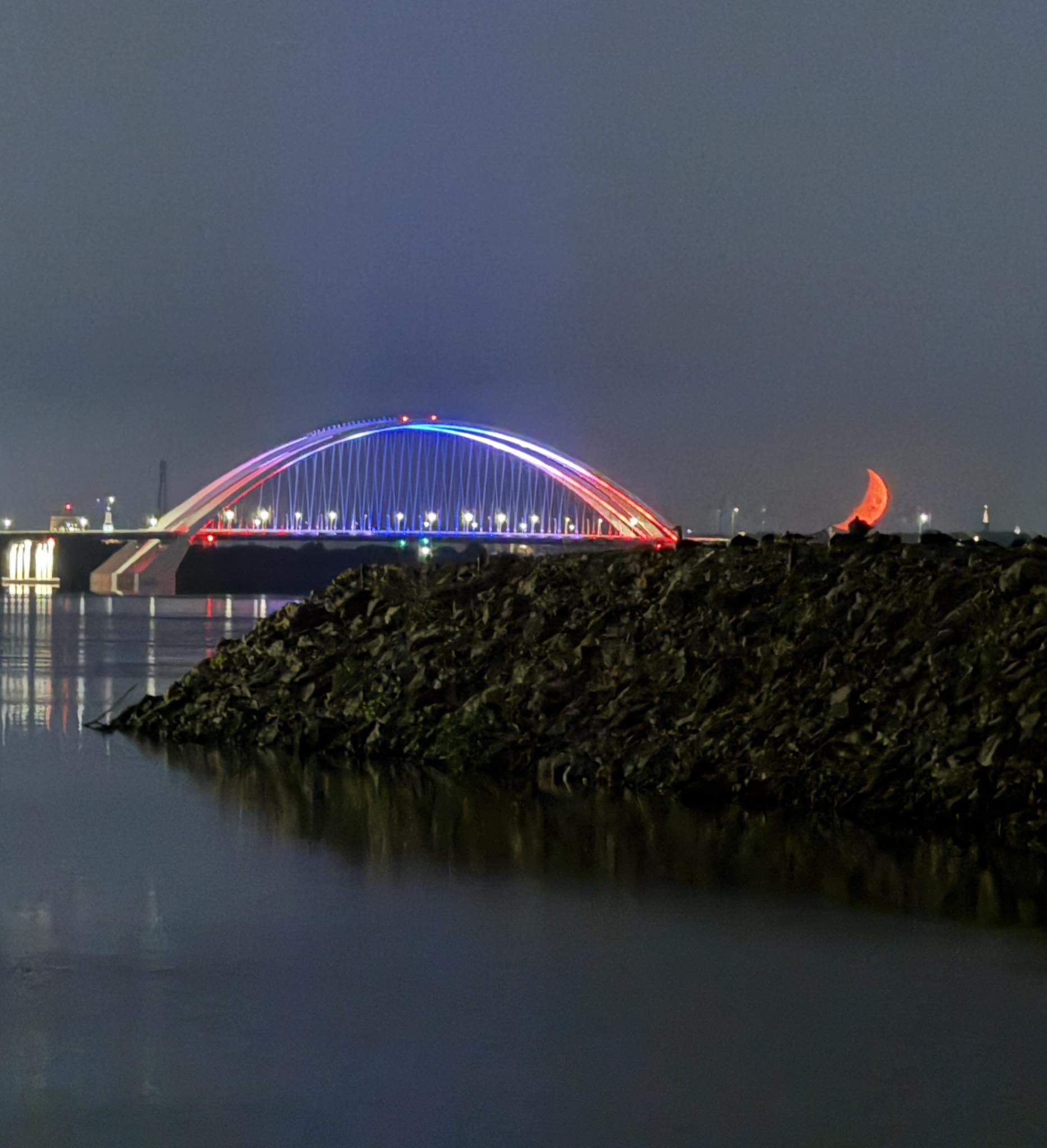 Crescent moon over Mississippi River and I-74 bridge | Moline, IL