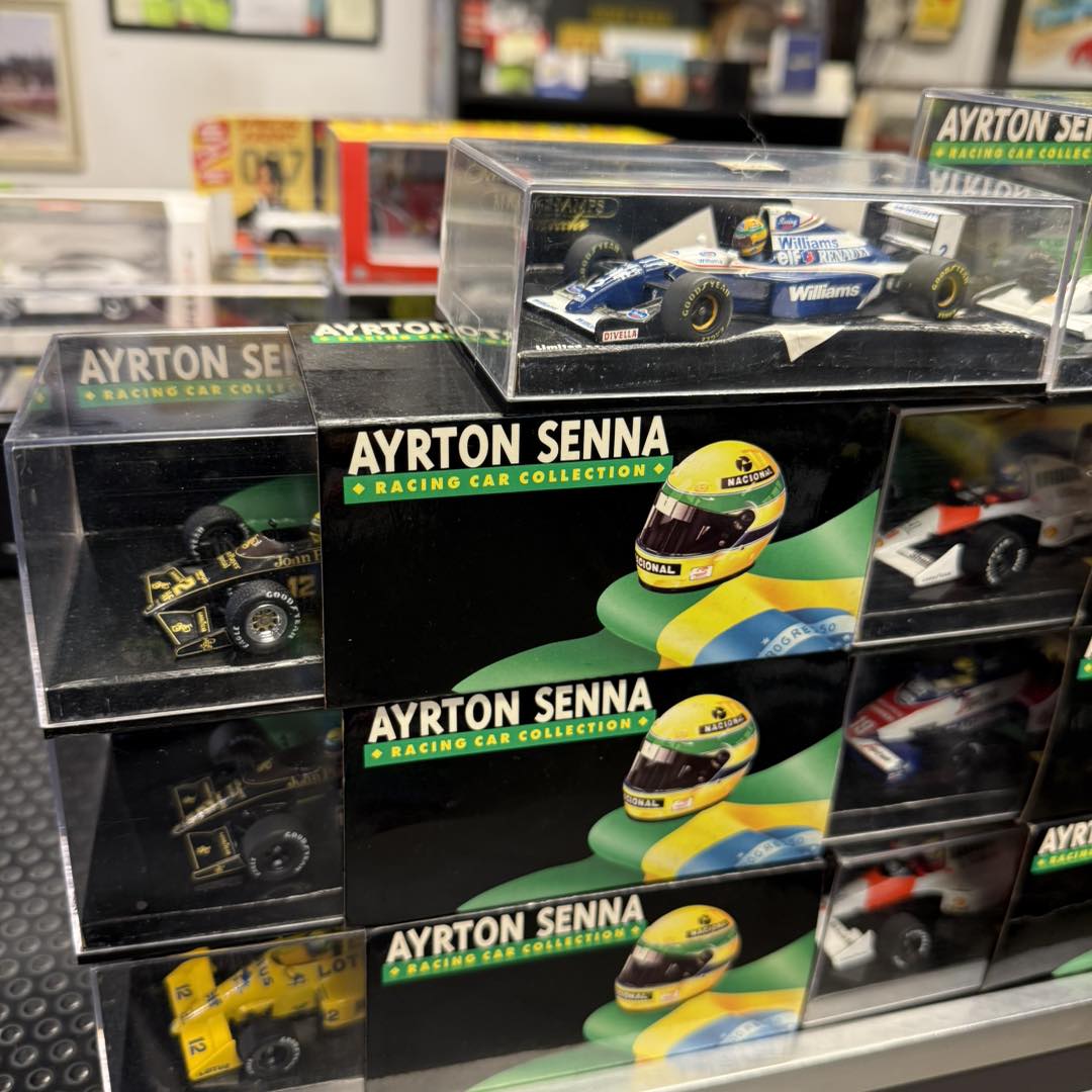 Racing Car Collection Ayrton Senna F1 Minichamps Scala 1:43