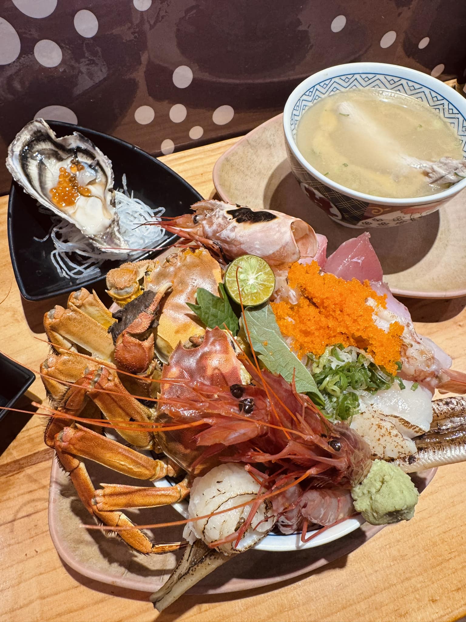 丼賞和食 - #丼賞南京店 11/18～11/20 三天 點選 「無雙丼」、「武士丼」 直接 #招待半隻大閘蟹 嘗鮮 ！ 內用外帶皆可 兩碗丼 ...