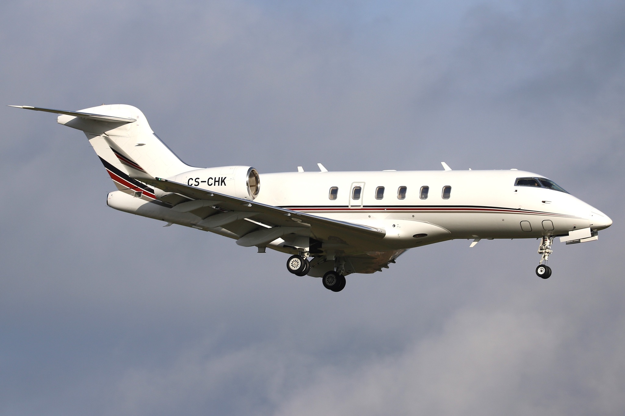 Zürich 26.11.2024, CS-CHK, CL350, NetJets Europe