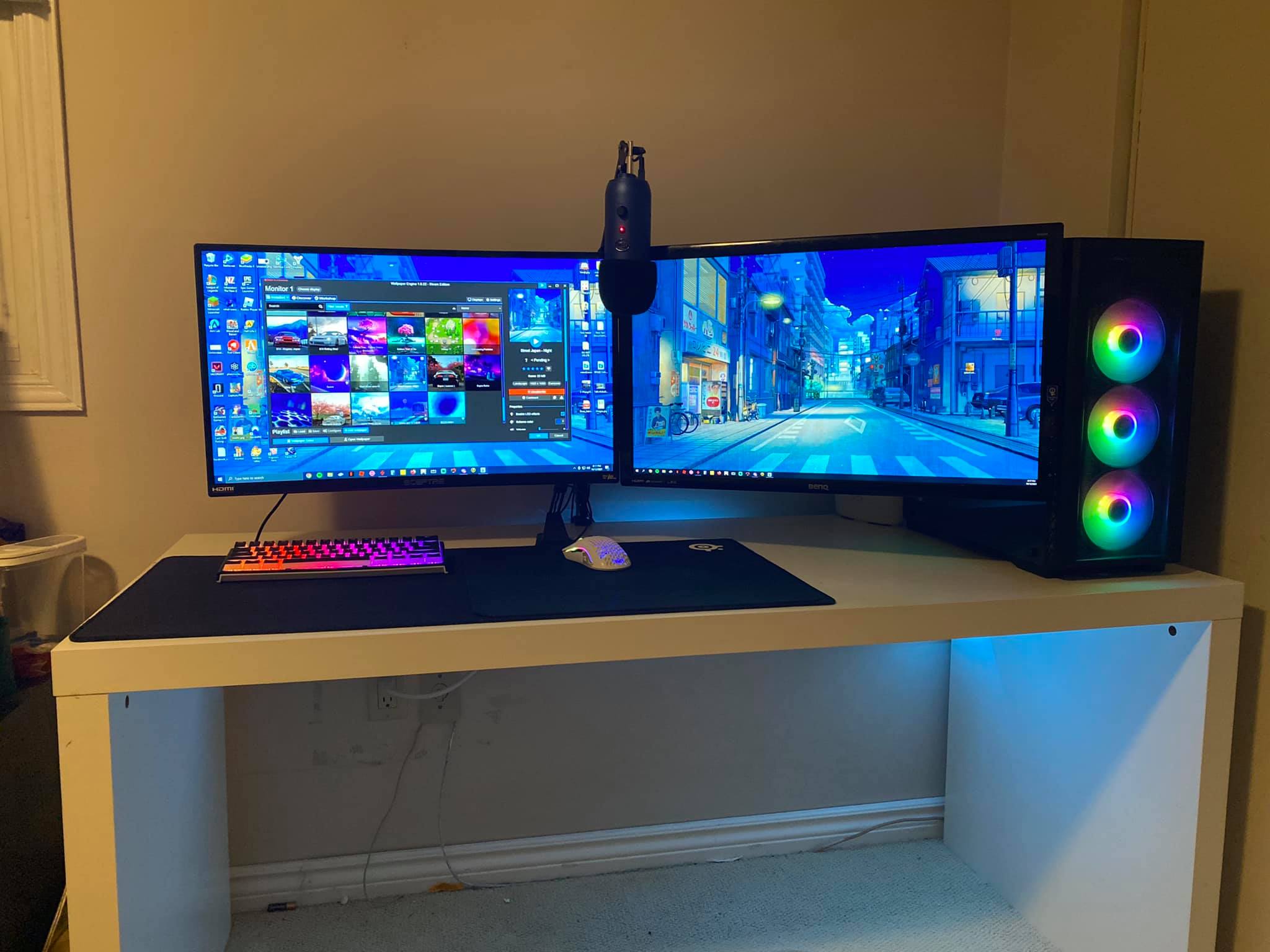 Workspace Setup Addicts | heres my simple setup I use for school and gaming
