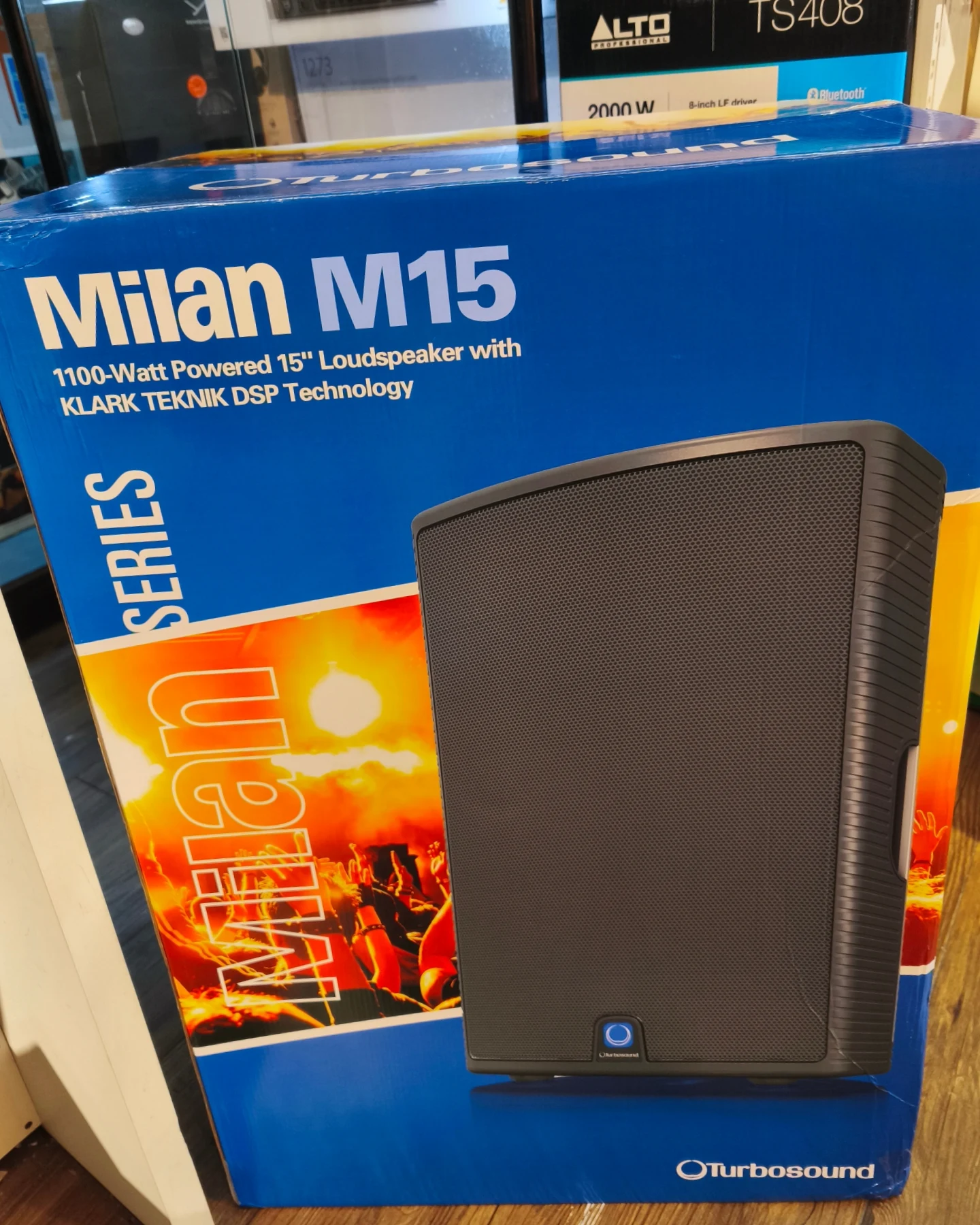 Fun - 15吋 Loudspeaker 靚聲Klark Teknik 人聲效果 [ Turbosound M15 1100 W 15 ...
