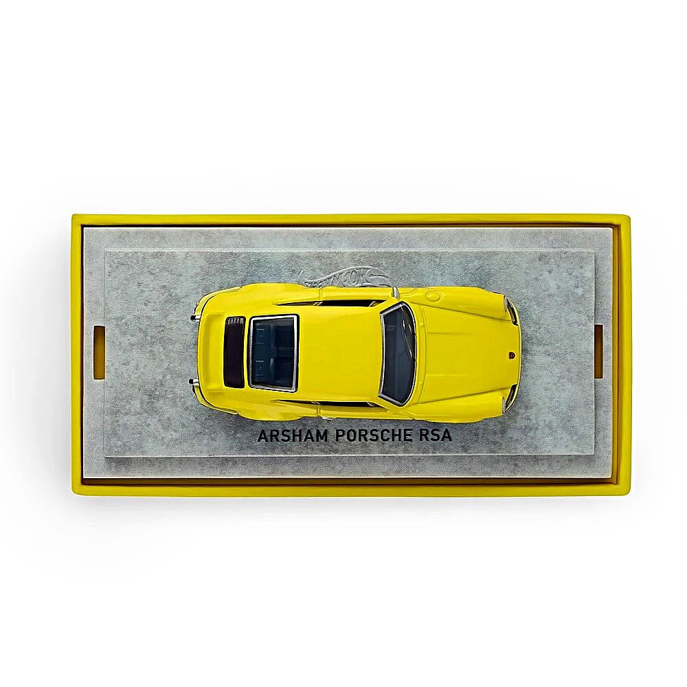 COLLECTORS… 🎨🏁 A unique fusion of art and automotive history
