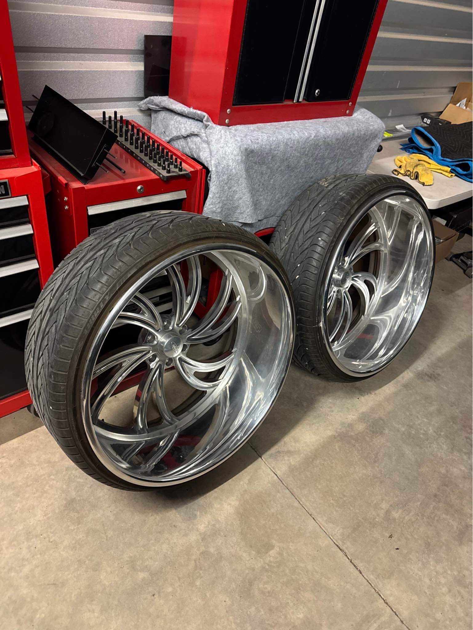 28x9 28x12 reverse lip - Car Wheels, Tires & Parts - Oklahoma City ...