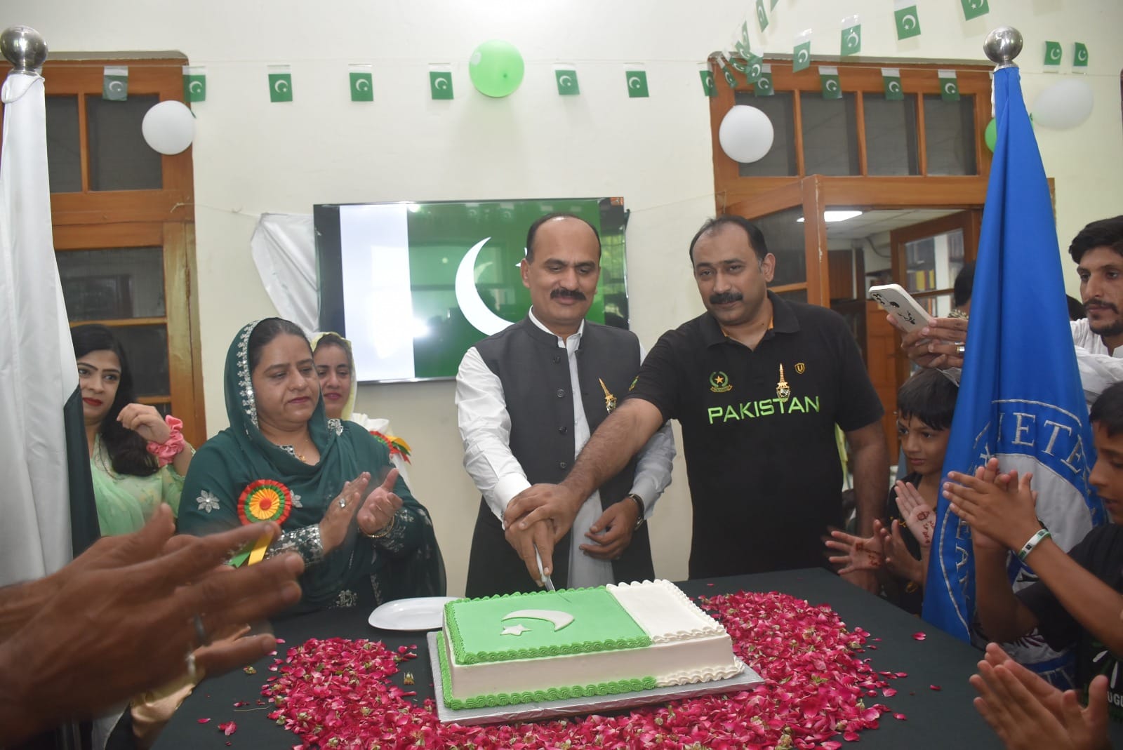 Flag hoisting by Director... - Veterinary Research Institute | Facebook