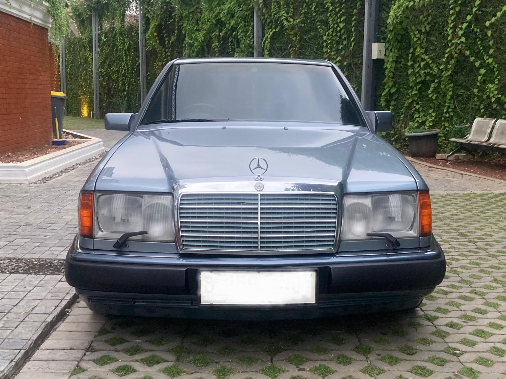 1988 Mercedes-Benz Boxer W124 300 E Special Order 1989 Automatic Sesuai ...