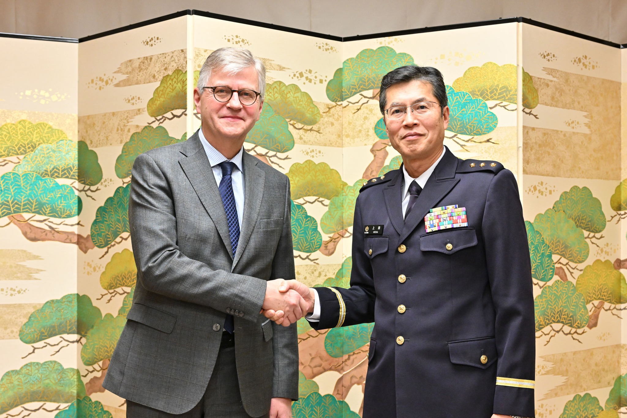 上田陸上幕僚副長は、11月22日、ラクロワ国連事務次長の表敬を受け