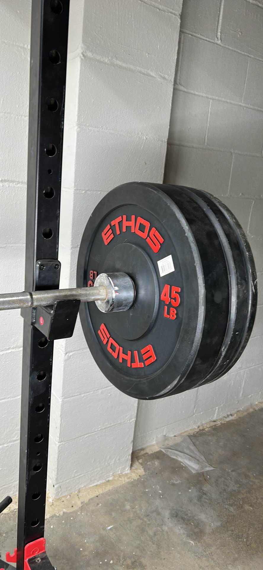 Squat rack, ETHOS ajustable bench, ETHOS bumper plates 45,25,10, bar ...
